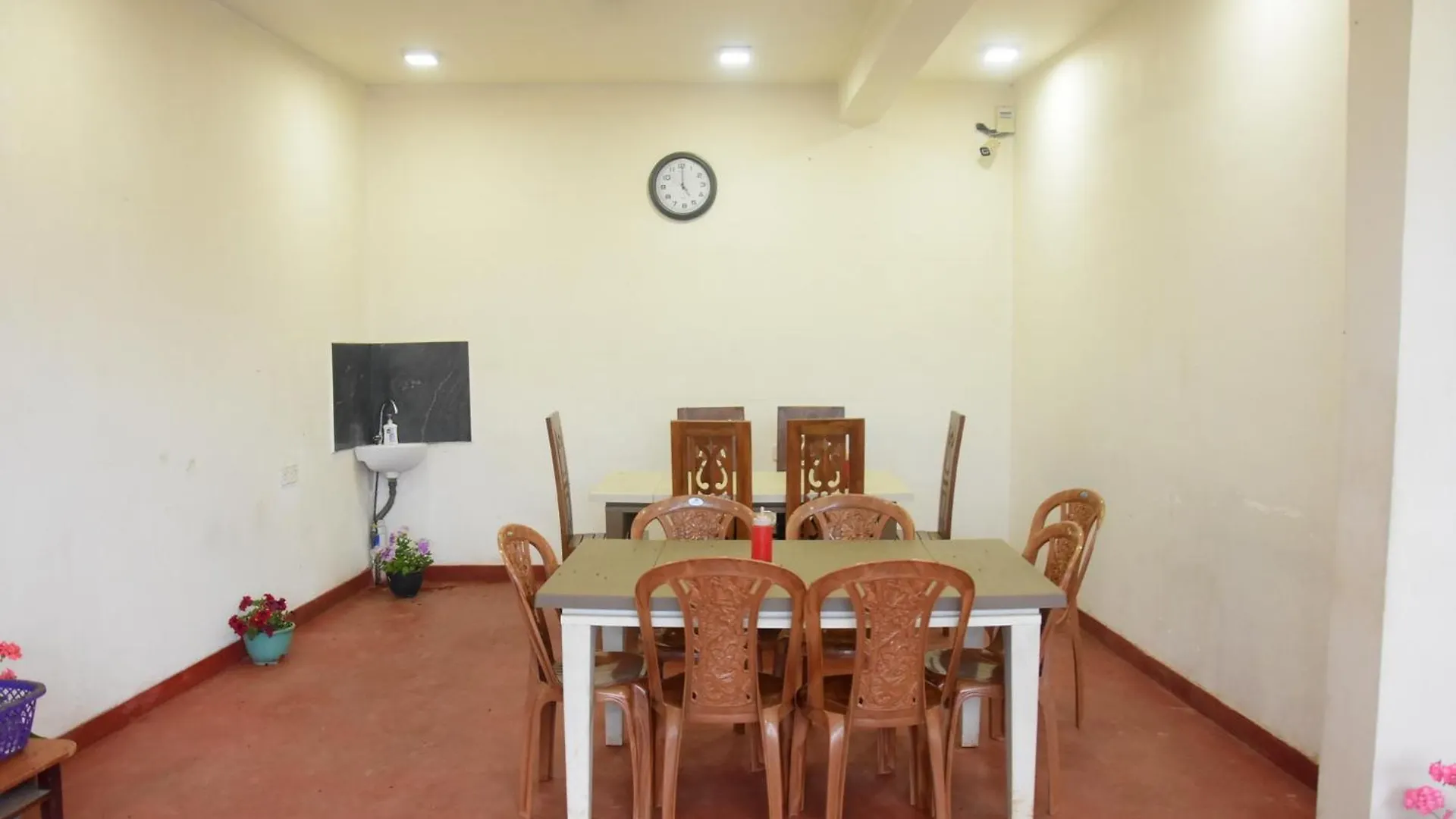 Hill View Rest Hotel Nuwara Eliya